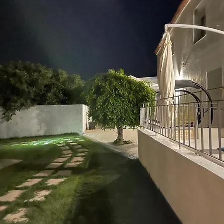 Сasa de vacaciones Kerart Lima *